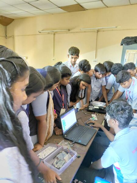 പ്രമാണം:38032 pta robotics1 (2).jpeg