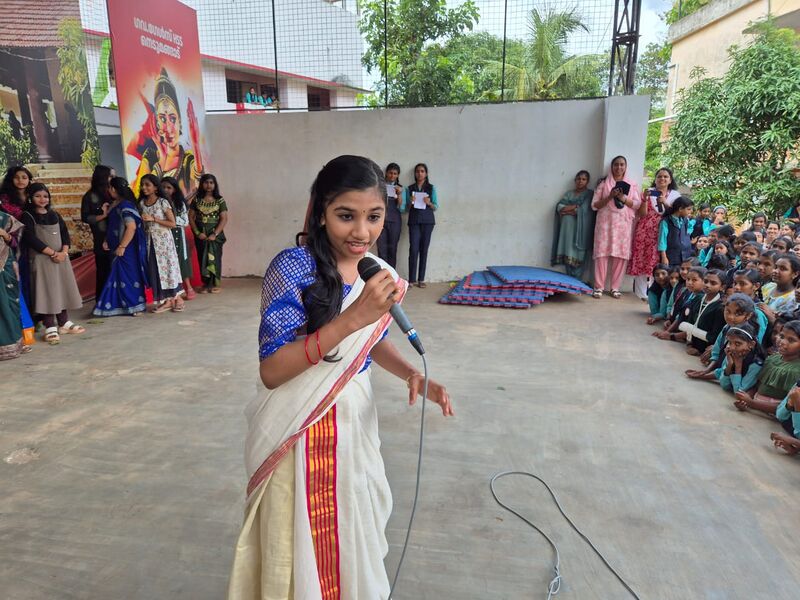 പ്രമാണം:42042 music 01.jpg