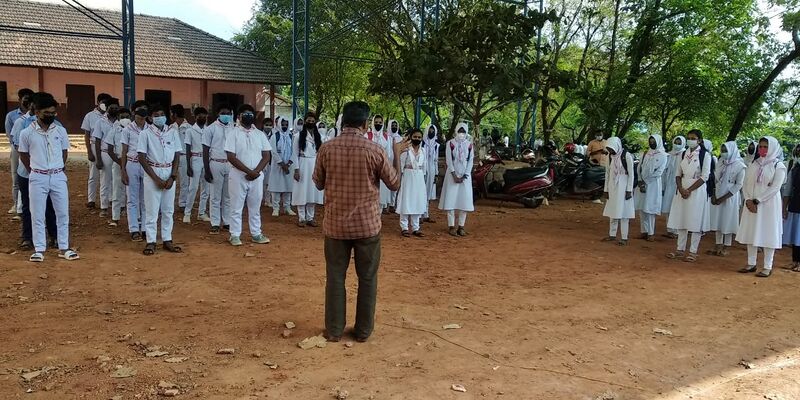 പ്രമാണം:48052jrc 1.jpeg