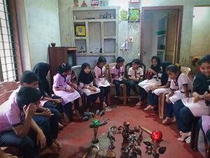 48230-prathibha abhi2.jpg