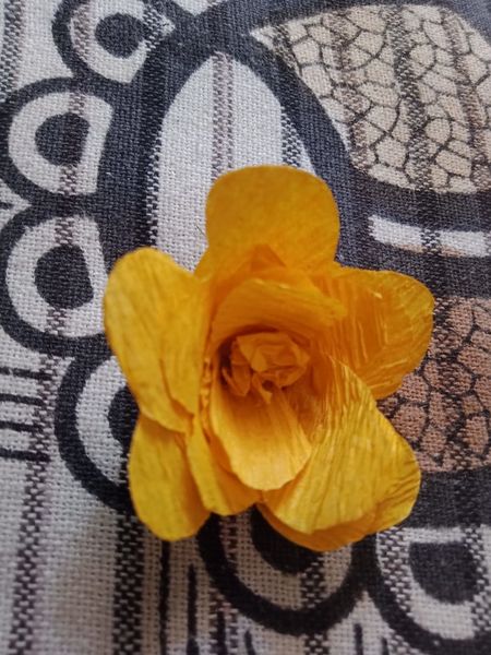 പ്രമാണം:Flower make.jpg