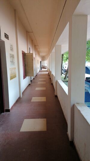 Waiting the Students.jpeg