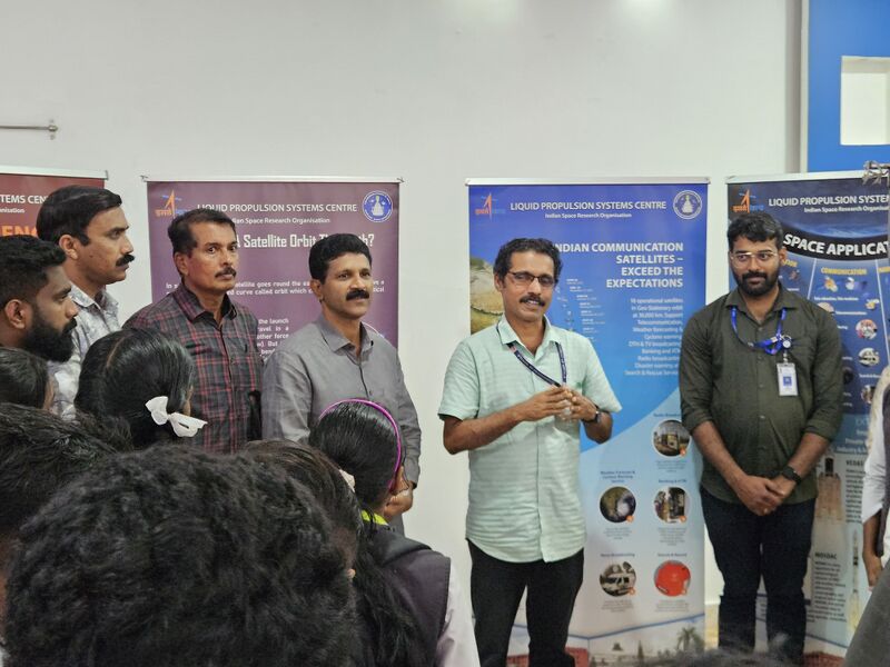 പ്രമാണം:14028 space.jpg