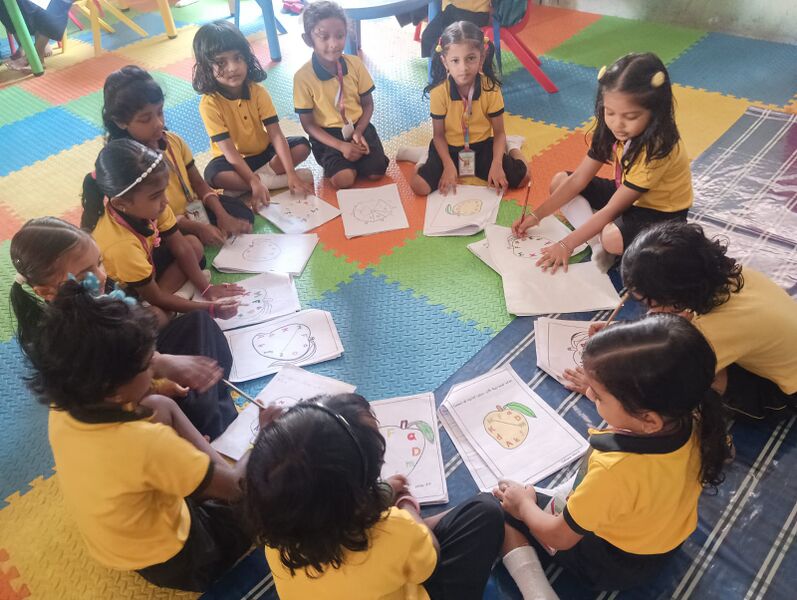 പ്രമാണം:19837 padanolsavam6.jpeg