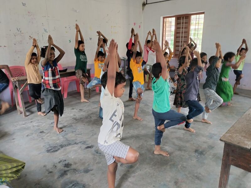 പ്രമാണം:23404 Yoga day.jpg