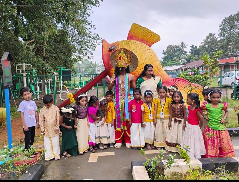പ്രമാണം:25072GHSK ONAM 2025.jpg