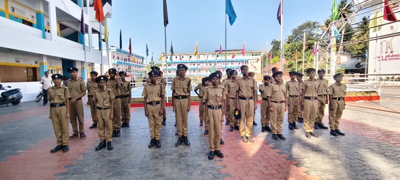 പ്രമാണം:42013 spc in uniform.jpg