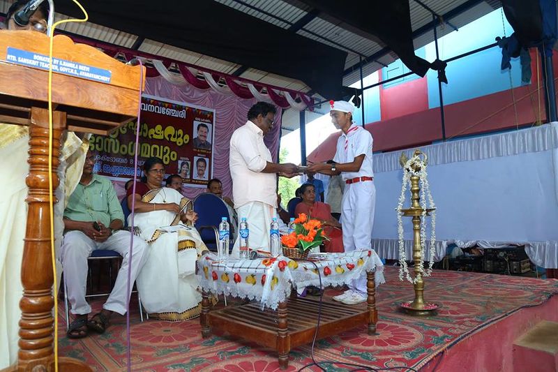 പ്രമാണം:42021 20987.jpg