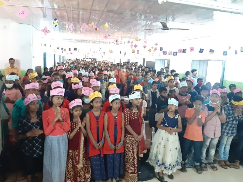 പ്രമാണം:44042 pravesanothsavasm 2.jpg