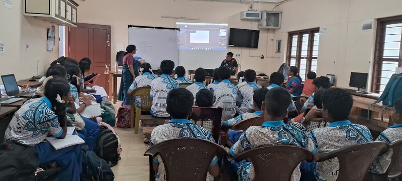 പ്രമാണം:44046 lk23 sabari2.jpg