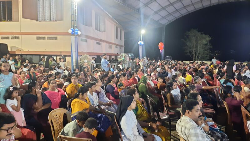 പ്രമാണം:47036-STGHSSV Au.jpg