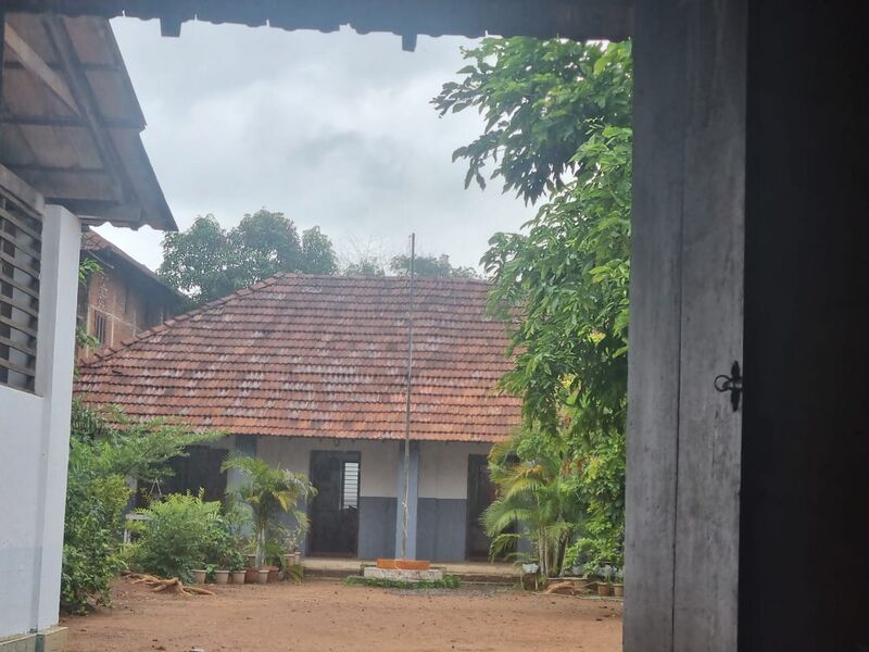 പ്രമാണം:22009-mainbuilding.jpg