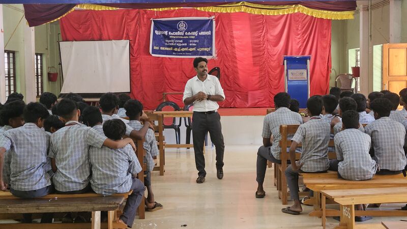 പ്രമാണം:43078-CLASS BY VIMUKTI.jpg