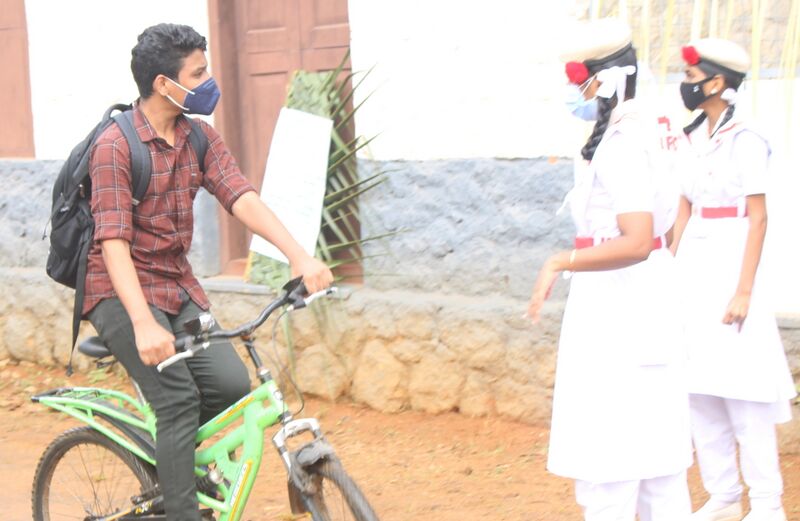 പ്രമാണം:BS21 PTA 37026 7.jpg