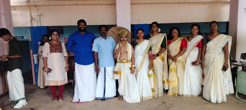 പ്രമാണം:BS TVM 44066 onaam1.jpeg