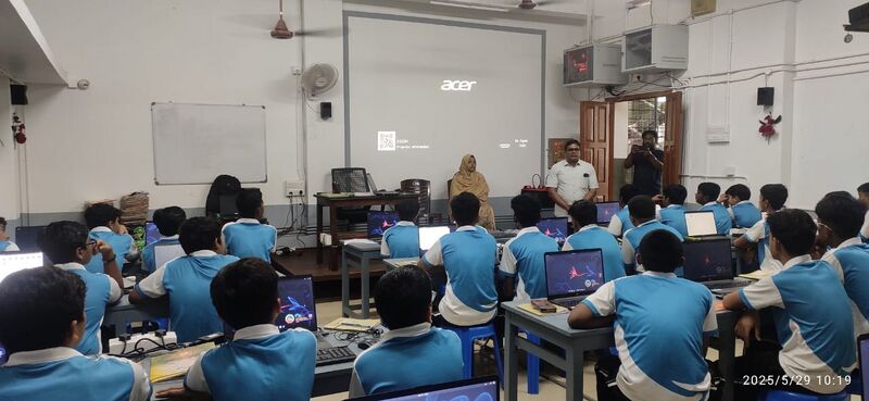 പ്രമാണം:Lkcamp 17018 1.jpeg