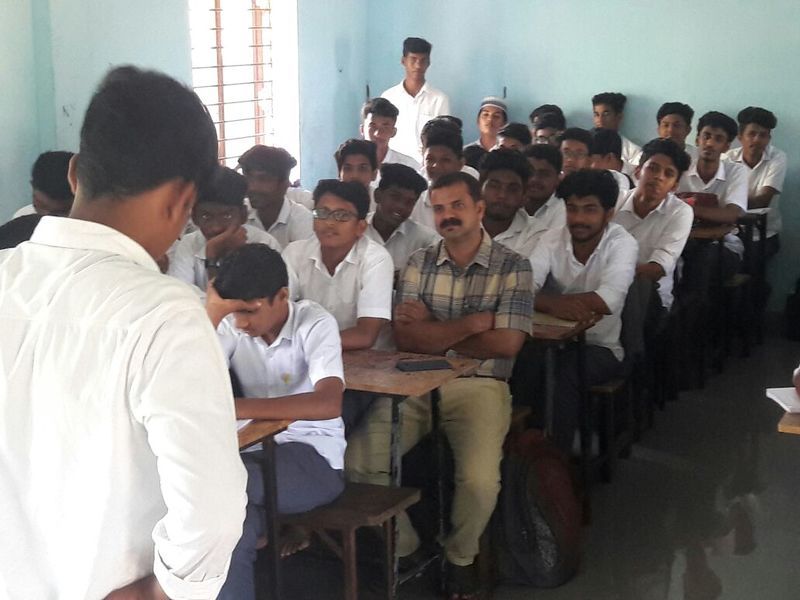 പ്രമാണം:Nss volu.jpeg