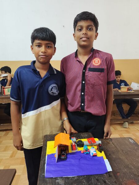 പ്രമാണം:25044 school sasthrolsavam 16.jpg