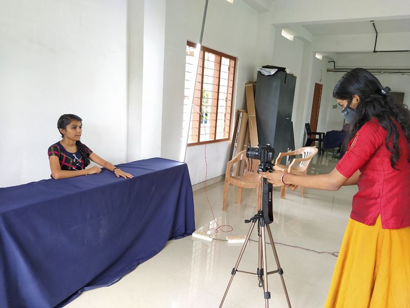 പ്രമാണം:28012 LK 1920 328.jpeg