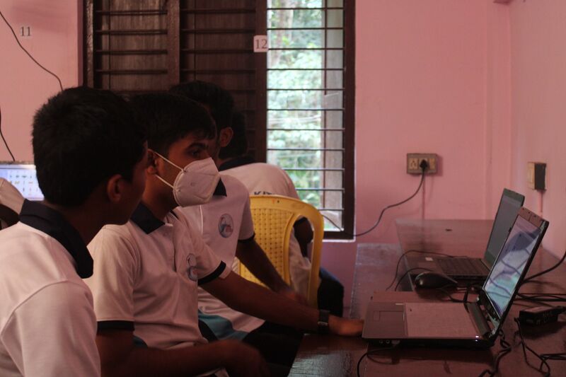 പ്രമാണം:38062 lk routine classes1.jpeg