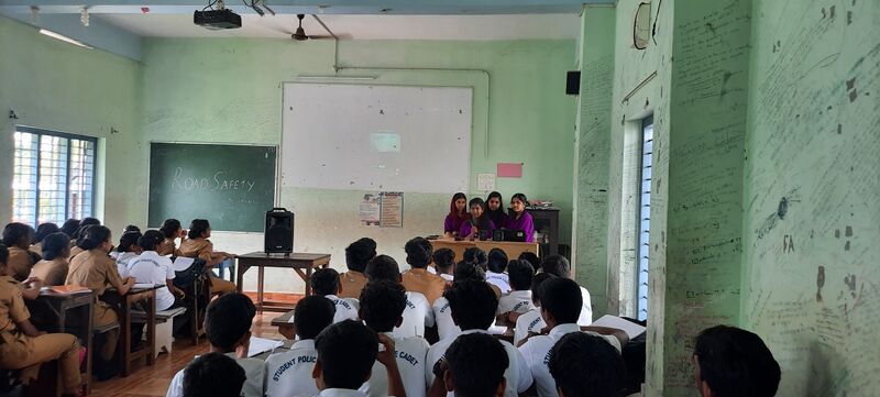 പ്രമാണം:42071 spc camp class.jpg