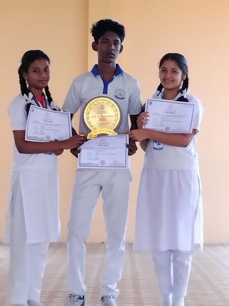 പ്രമാണം:42082 SHCHS USS.jpeg