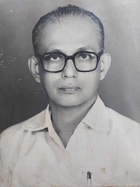 പ്രമാണം:44244 narayanaravu hm.jpg