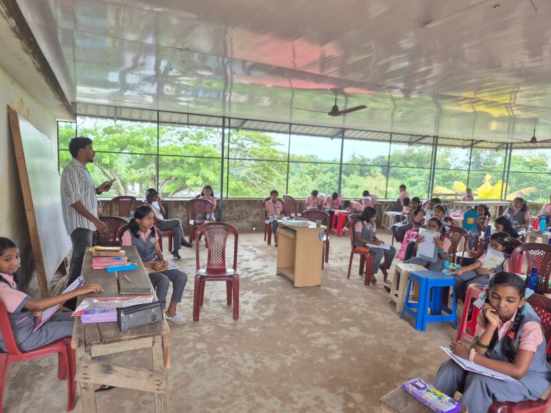 പ്രമാണം:BS TVM 44066 chan.jpeg