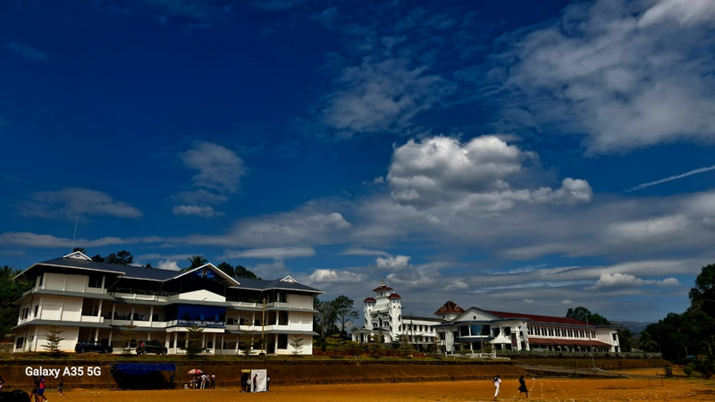 പ്രമാണം:Lk smhs jjm.png