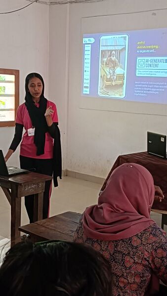 പ്രമാണം:23004 littleclass.jpg