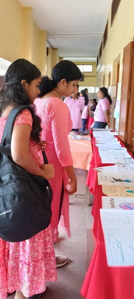 പ്രമാണം:28002-stall16.jpg