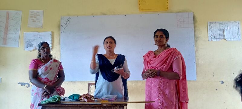 പ്രമാണം:34013seed cloth bag 24b.jpg