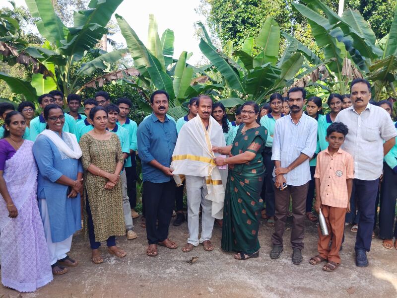 പ്രമാണം:36035 agrv1.jpeg