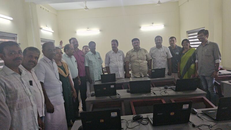 പ്രമാണം:41075 lab 2025(1).jpg