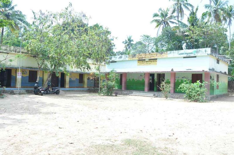 പ്രമാണം:41302 glps ayyankooikal.jpeg