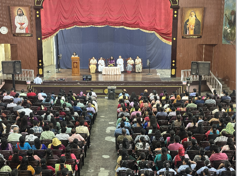 പ്രമാണം:43028 PTA Meeting2024.PNG