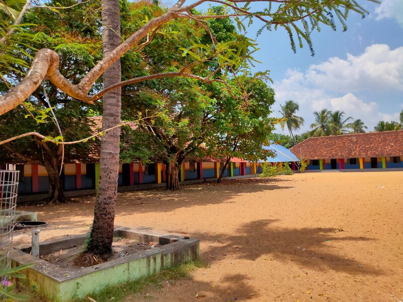 പ്രമാണം:43347 ente gramam 9.jpg