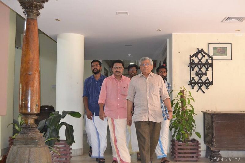 പ്രമാണം:44039 balamurali.jpg