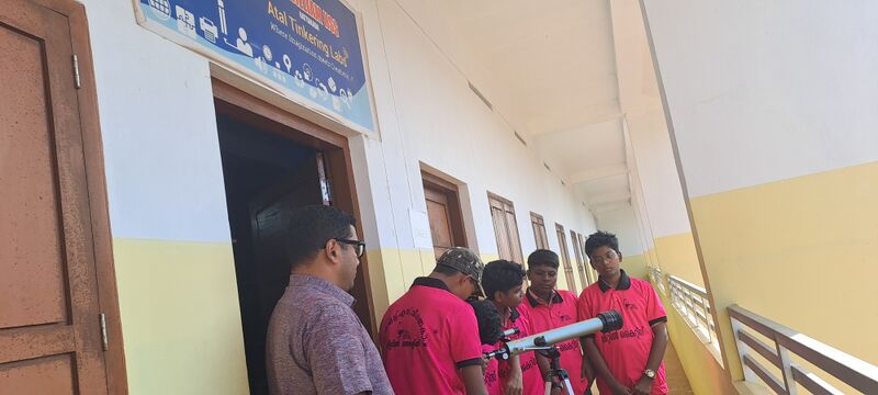 പ്രമാണം:44055 Tinkering lab.jpg