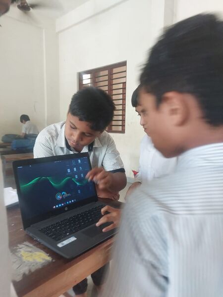 പ്രമാണം:47478 HITECH COMPUTER.jpeg