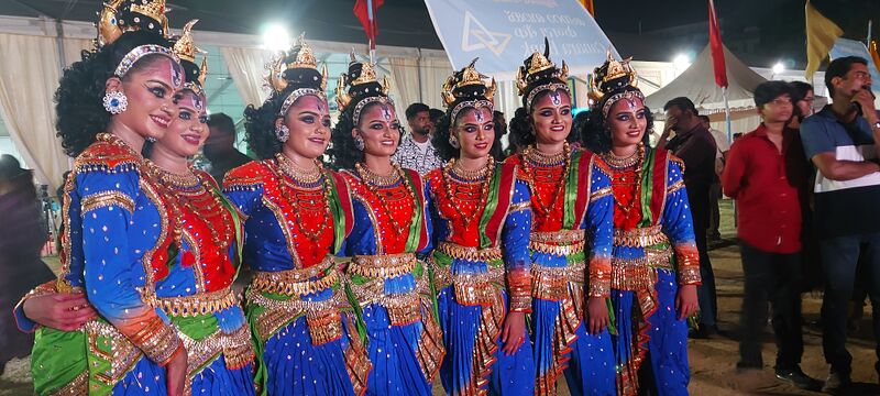 പ്രമാണം:Ssk2025 Mohankumar-MT Tvm-kalolsavakazhchakal16.jpg