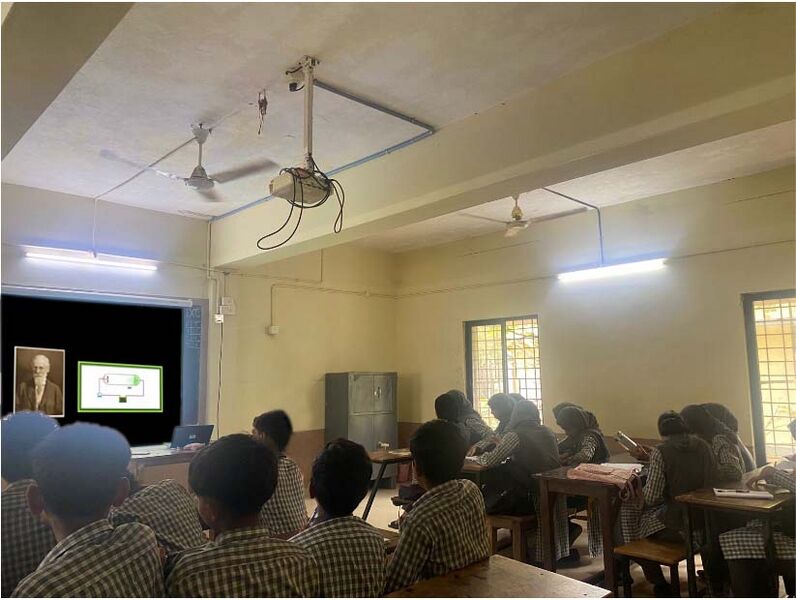 പ്രമാണം:11028 Hitec photo 2.jpg