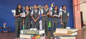 12022 vayana nadnapaaatu1.jpg