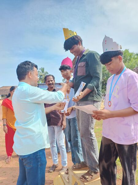 പ്രമാണം:12069 sports 18.jpg