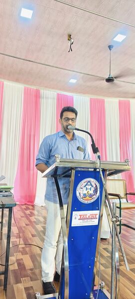 പ്രമാണം:15051 CLASS.jpg