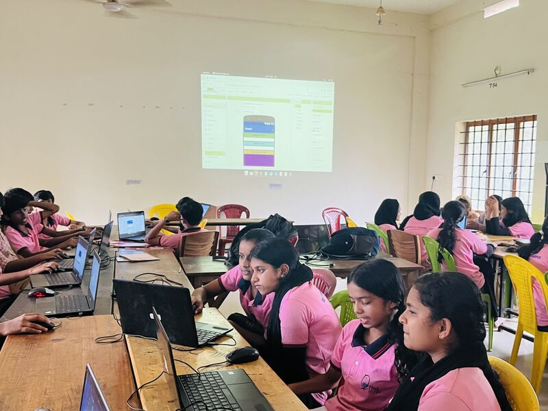 പ്രമാണം:19002 MOB1.jpg