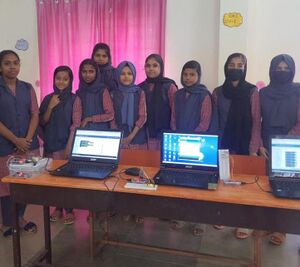 24037-hightech lab 2.jpg