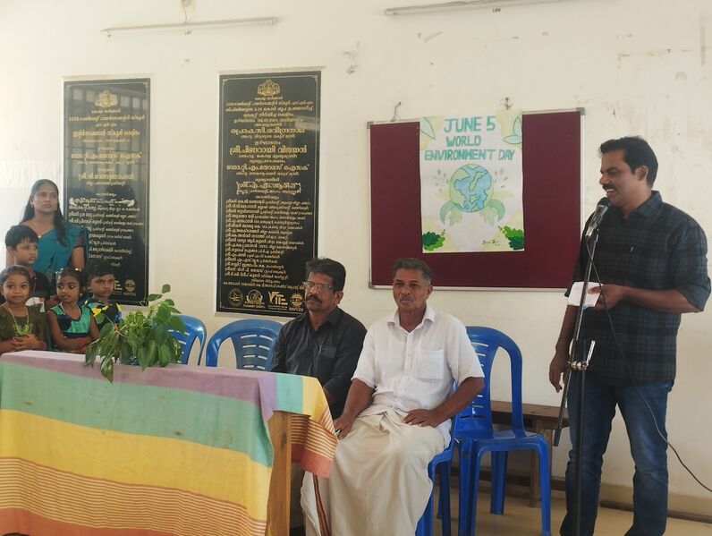 പ്രമാണം:34040 ALP envt 1,25-26.jpg