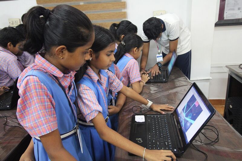 പ്രമാണം:37001-LK-Freedom Fest-5.jpg