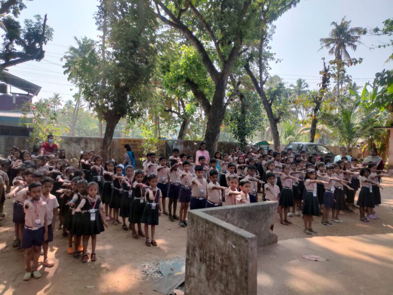 പ്രമാണം:41409 mathrubhasha day 25 4.jpg